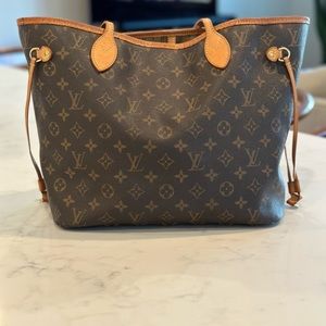 LOUIS VUITTON Monogram Neverfull MM